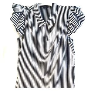 Stripped sleeveless blouse